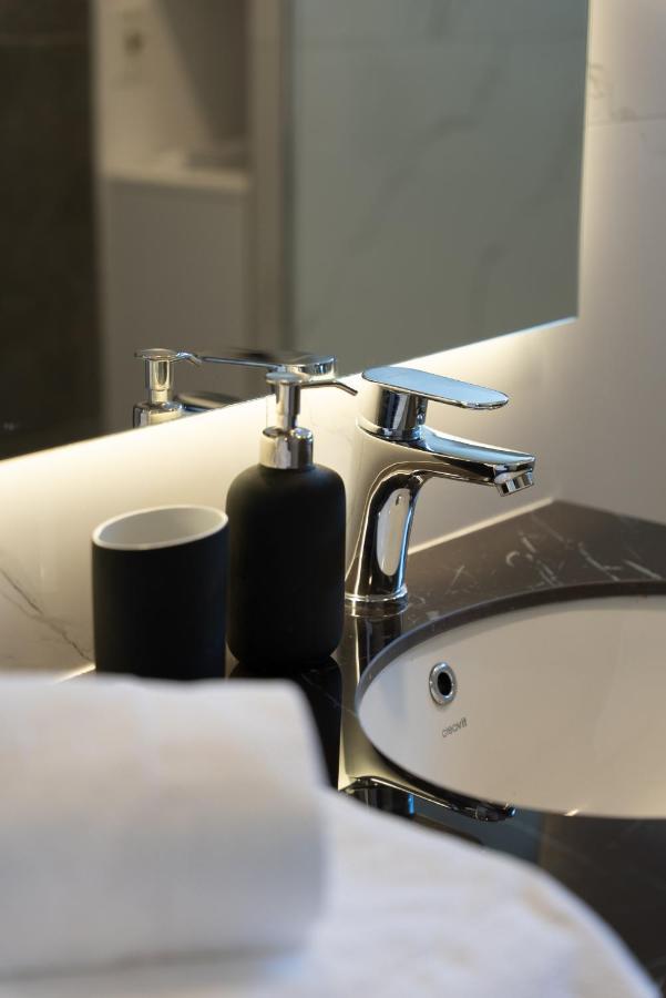 City Center Apartment ティラナ エクステリア 写真