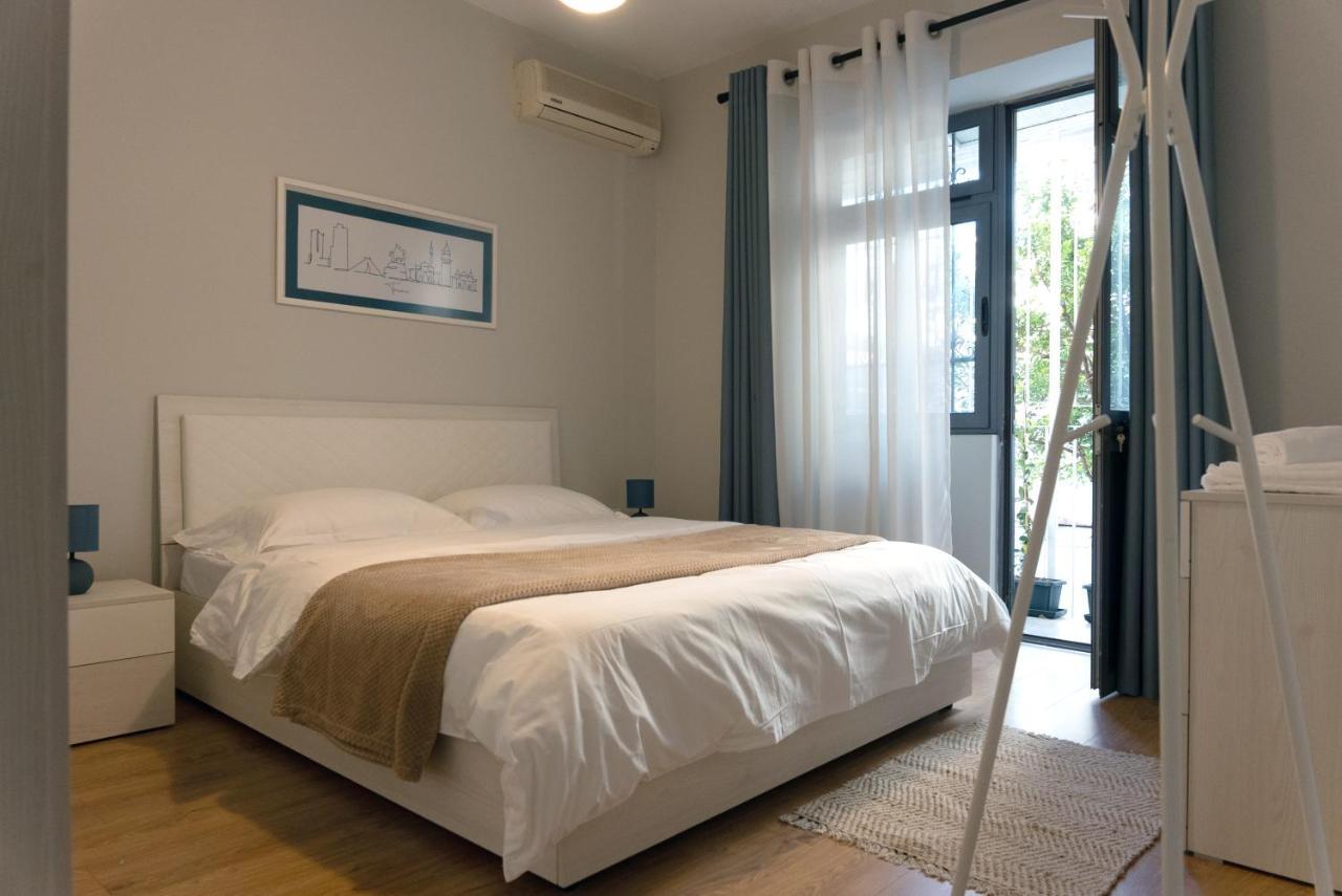 City Center Apartment ティラナ エクステリア 写真